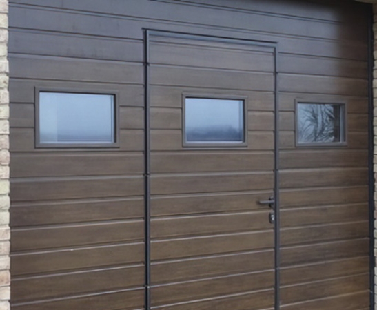 Ворота с окнами в Усть-Лабинске