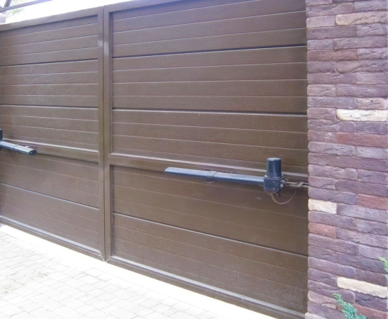 Автоматика для распашных ворот в Усть-Лабинске